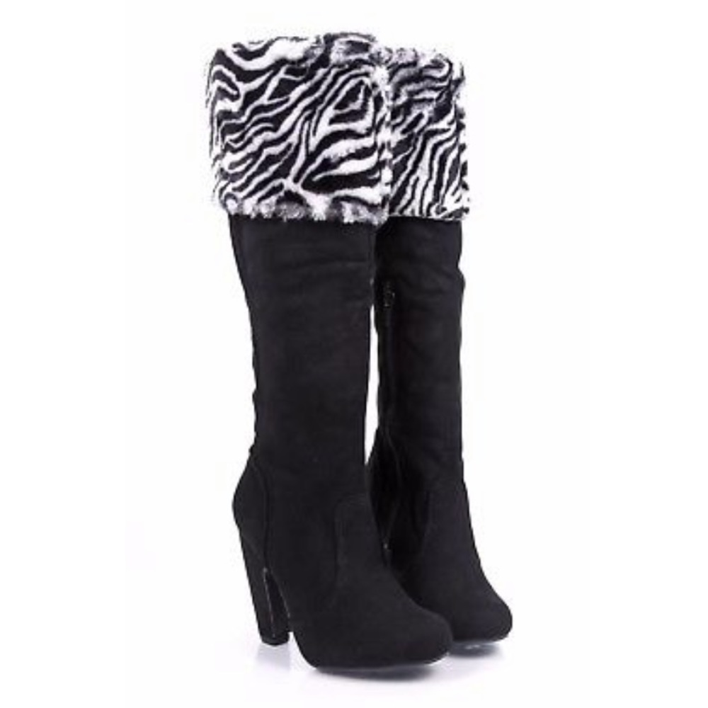 SUEDE BOOTS - Picture 2 of 6